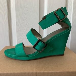 Michael Antonio Wedge Heels Green Size 10